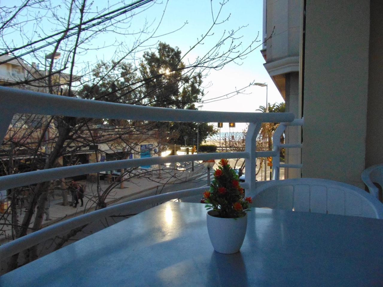 Apartaments Voramar Cambrils Exteriér fotografie